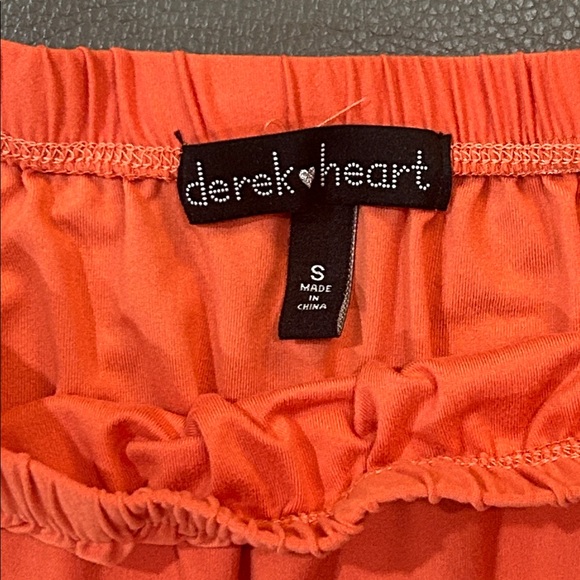 Derek heart Off-Shoulder Orange Romper, size S - Picture 2 of 5